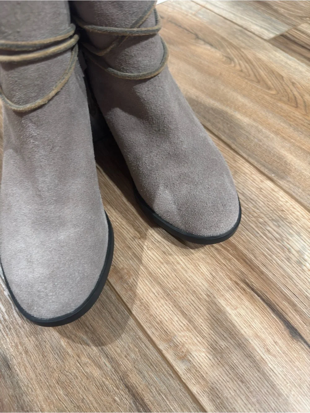 SOREL Gray Genuine Suede Tassel Accent Boho Mini Ankle Boots | Women’s Size 6.5